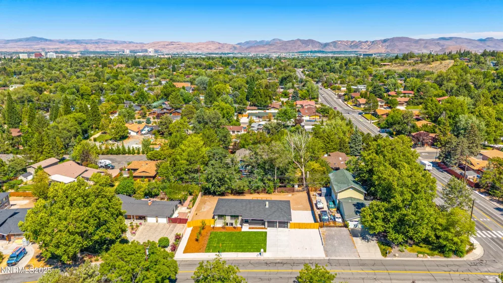 1600 Ferris, Reno, Nevada 89509, 4 Bedrooms Bedrooms, ,3 BathroomsBathrooms,Residential,Residential,Ferris,250053206