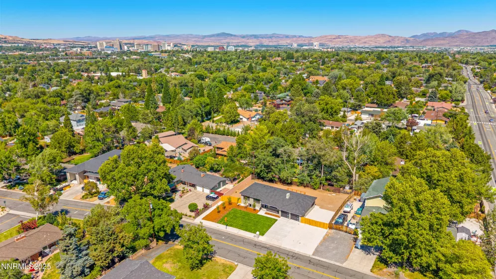 1600 Ferris, Reno, Nevada 89509, 4 Bedrooms Bedrooms, ,3 BathroomsBathrooms,Residential,Residential,Ferris,250053206