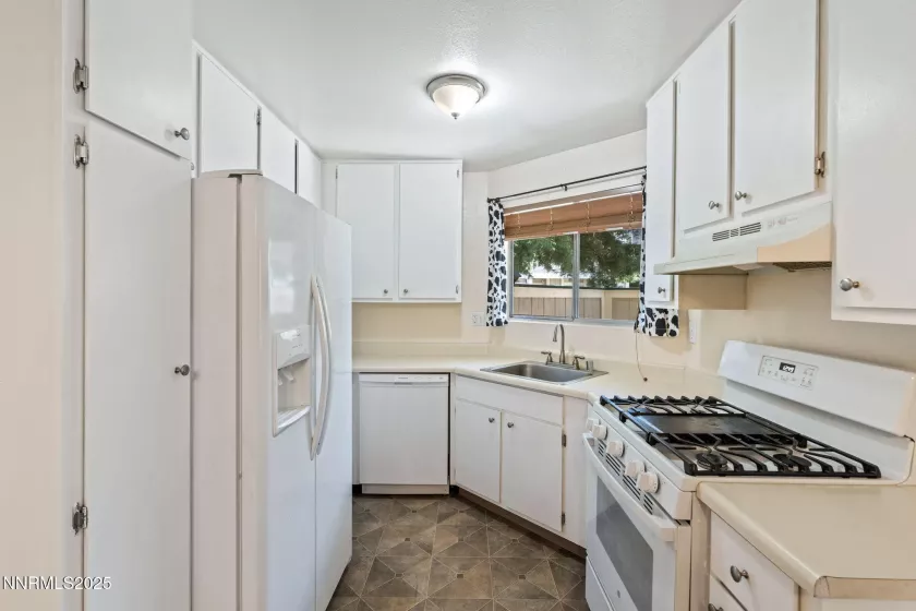 2511 Sycamore Glen, Sparks, Nevada 89434, 2 Bedrooms Bedrooms, ,2 BathroomsBathrooms,Residential,Residential,Sycamore Glen,250053213