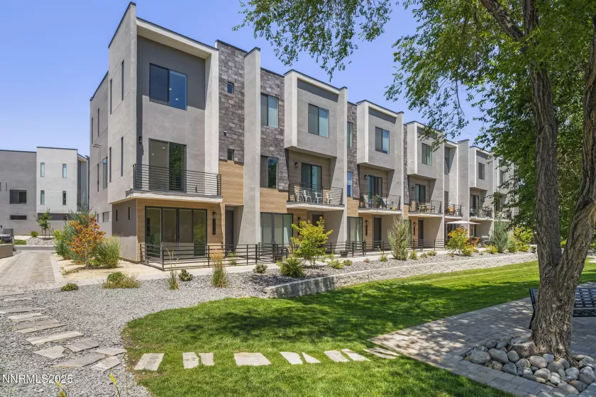 2618 Owl Rock, Reno, Nevada 89503, 2 Bedrooms Bedrooms, ,4 BathroomsBathrooms,Residential,Residential,Owl Rock,250053214