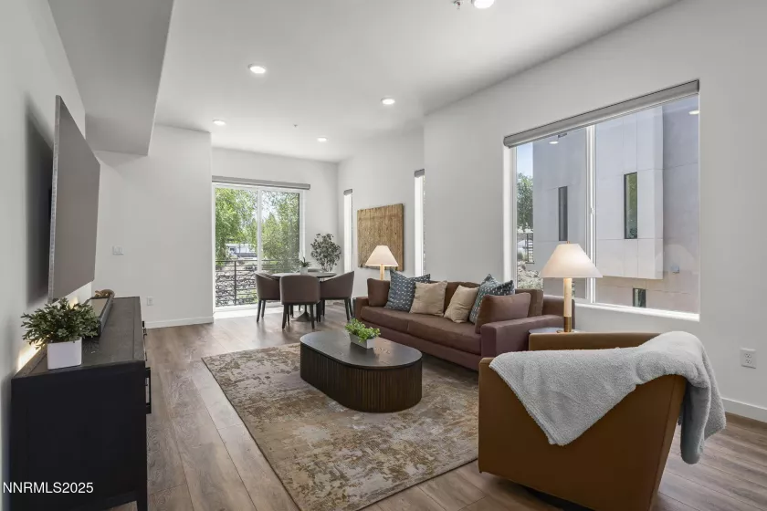 2618 Owl Rock, Reno, Nevada 89503, 2 Bedrooms Bedrooms, ,4 BathroomsBathrooms,Residential,Residential,Owl Rock,250053214