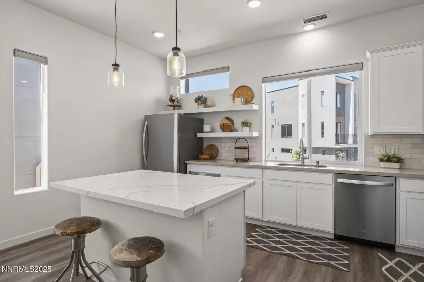 2618 Owl Rock, Reno, Nevada 89503, 2 Bedrooms Bedrooms, ,4 BathroomsBathrooms,Residential,Residential,Owl Rock,250053214