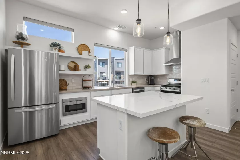 2618 Owl Rock, Reno, Nevada 89503, 2 Bedrooms Bedrooms, ,4 BathroomsBathrooms,Residential,Residential,Owl Rock,250053214