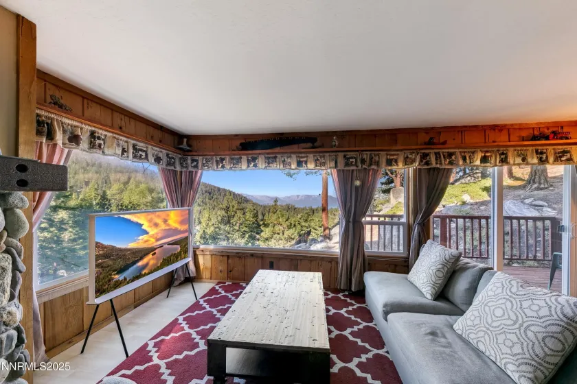 767 Little Dipper, Stateline, Nevada 89449, 3 Bedrooms Bedrooms, ,2 BathroomsBathrooms,Residential,Residential,Little Dipper,250053219