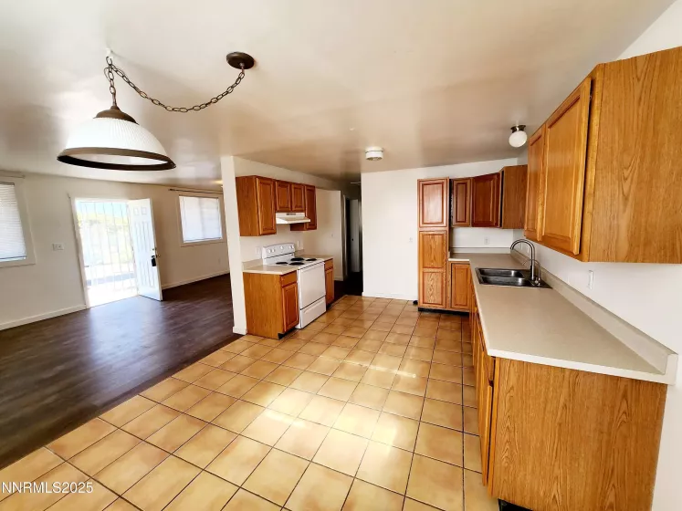 7533 Sandhill, Fallon, Nevada 89406, 2 Bedrooms Bedrooms, ,1 BathroomBathrooms,Residential,Residential,Sandhill,250053221