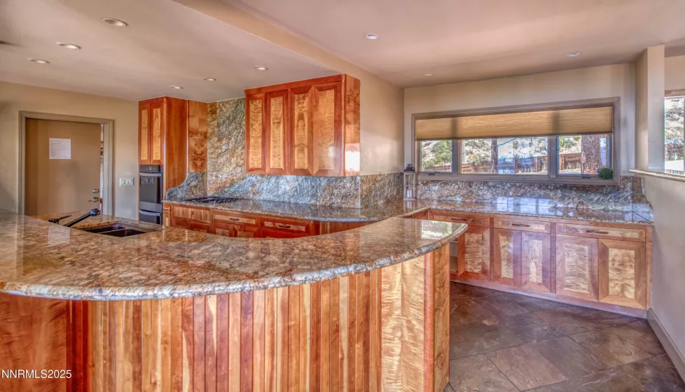 689 Tyner, Incline Village, Nevada 89451, 6 Bedrooms Bedrooms, ,7 BathroomsBathrooms,Residential,Residential,Tyner,250053222