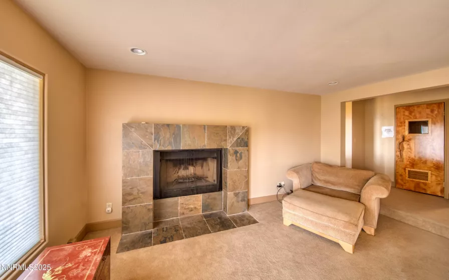 689 Tyner, Incline Village, Nevada 89451, 6 Bedrooms Bedrooms, ,7 BathroomsBathrooms,Residential,Residential,Tyner,250053222