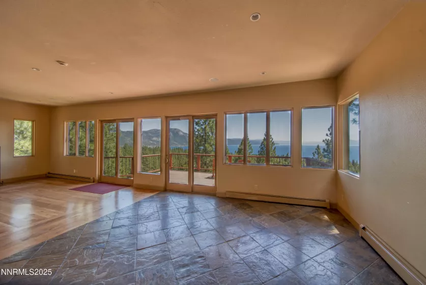 689 Tyner, Incline Village, Nevada 89451, 6 Bedrooms Bedrooms, ,7 BathroomsBathrooms,Residential,Residential,Tyner,250053222