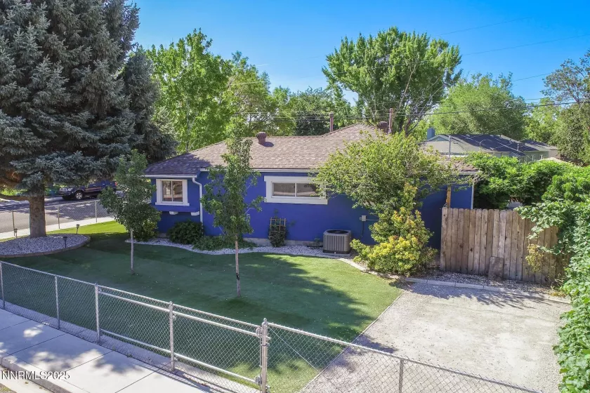 2579 11th, Sparks, Nevada 89431, 3 Bedrooms Bedrooms, ,1 BathroomBathrooms,Residential,Residential,11th,250053234