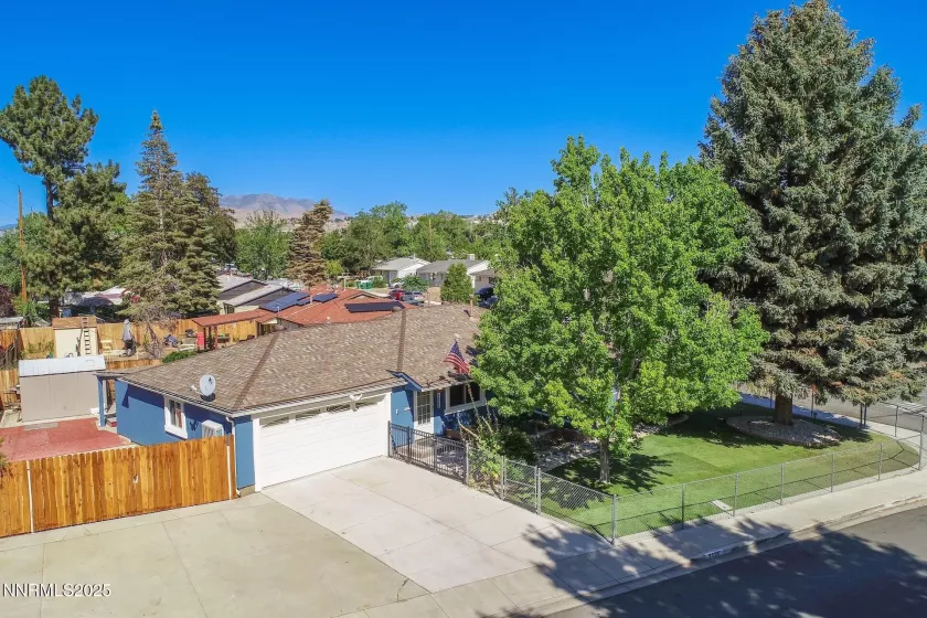 2579 11th, Sparks, Nevada 89431, 3 Bedrooms Bedrooms, ,1 BathroomBathrooms,Residential,Residential,11th,250053234
