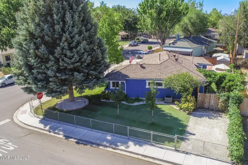 2579 11th, Sparks, Nevada 89431, 3 Bedrooms Bedrooms, ,1 BathroomBathrooms,Residential,Residential,11th,250053234