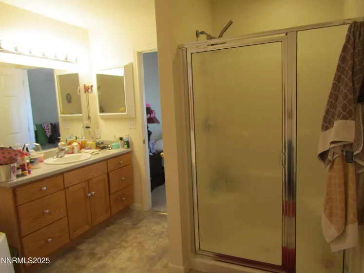2 Pelham, Yerington, Nevada 89447, 3 Bedrooms Bedrooms, ,2 BathroomsBathrooms,Residential,Residential,Pelham,250053235