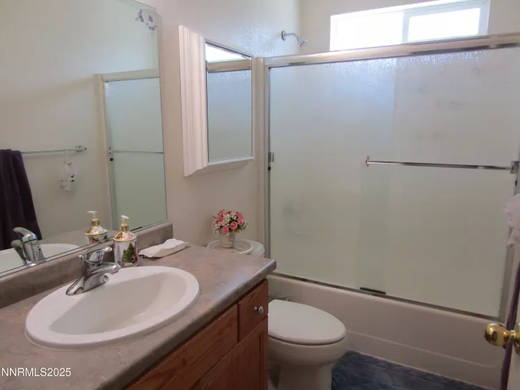 2 Pelham, Yerington, Nevada 89447, 3 Bedrooms Bedrooms, ,2 BathroomsBathrooms,Residential,Residential,Pelham,250053235