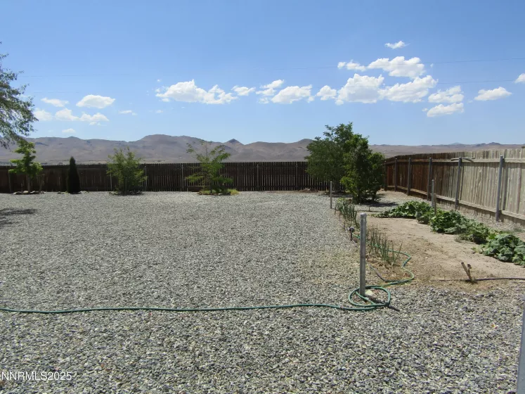 2 Pelham, Yerington, Nevada 89447, 3 Bedrooms Bedrooms, ,2 BathroomsBathrooms,Residential,Residential,Pelham,250053235