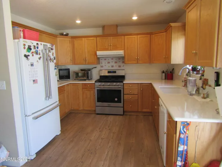 2 Pelham, Yerington, Nevada 89447, 3 Bedrooms Bedrooms, ,2 BathroomsBathrooms,Residential,Residential,Pelham,250053235