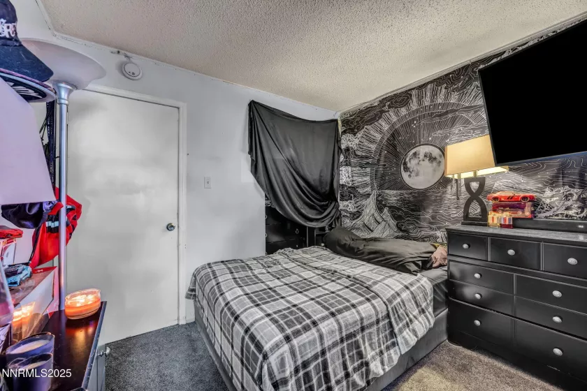 1714 Meadowvale, Sparks, Nevada 89431, 4 Bedrooms Bedrooms, ,2 BathroomsBathrooms,Residential,Residential,Meadowvale,250053236