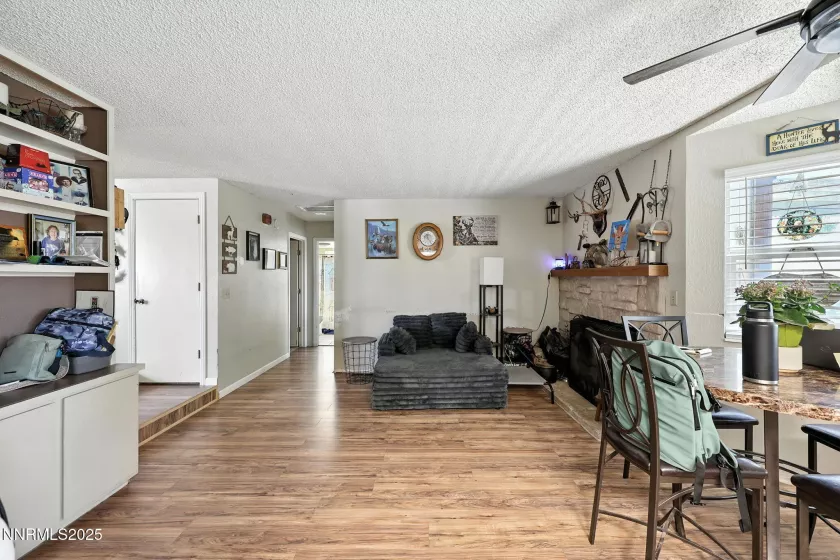 1475 Golddust, Sparks, Nevada 89436, 4 Bedrooms Bedrooms, ,3 BathroomsBathrooms,Residential,Residential,Golddust,250053239