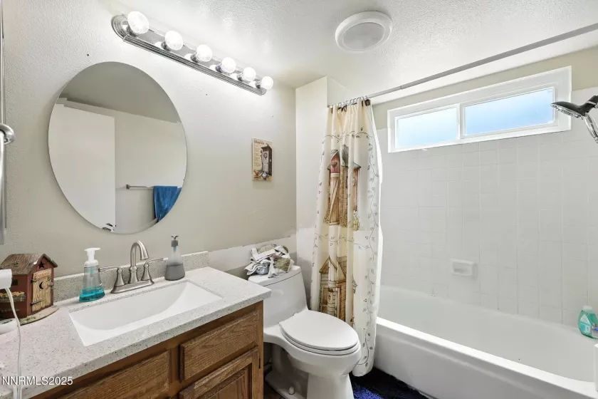 1475 Golddust, Sparks, Nevada 89436, 4 Bedrooms Bedrooms, ,3 BathroomsBathrooms,Residential,Residential,Golddust,250053239