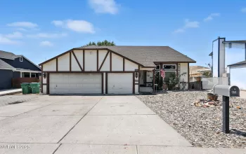 1475 Golddust, Sparks, Nevada 89436, 4 Bedrooms Bedrooms, ,3 BathroomsBathrooms,Residential,Residential,Golddust,250053239