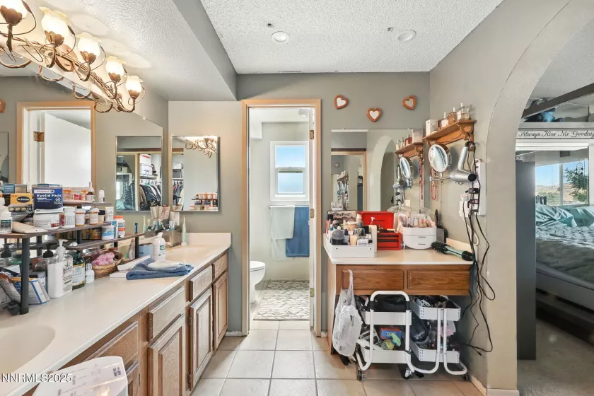 1475 Golddust, Sparks, Nevada 89436, 4 Bedrooms Bedrooms, ,3 BathroomsBathrooms,Residential,Residential,Golddust,250053239
