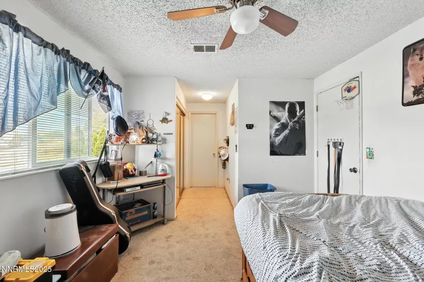 1475 Golddust, Sparks, Nevada 89436, 4 Bedrooms Bedrooms, ,3 BathroomsBathrooms,Residential,Residential,Golddust,250053239