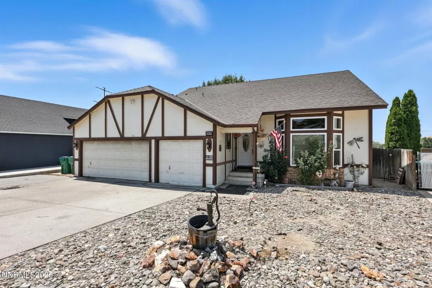 1475 Golddust, Sparks, Nevada 89436, 4 Bedrooms Bedrooms, ,3 BathroomsBathrooms,Residential,Residential,Golddust,250053239
