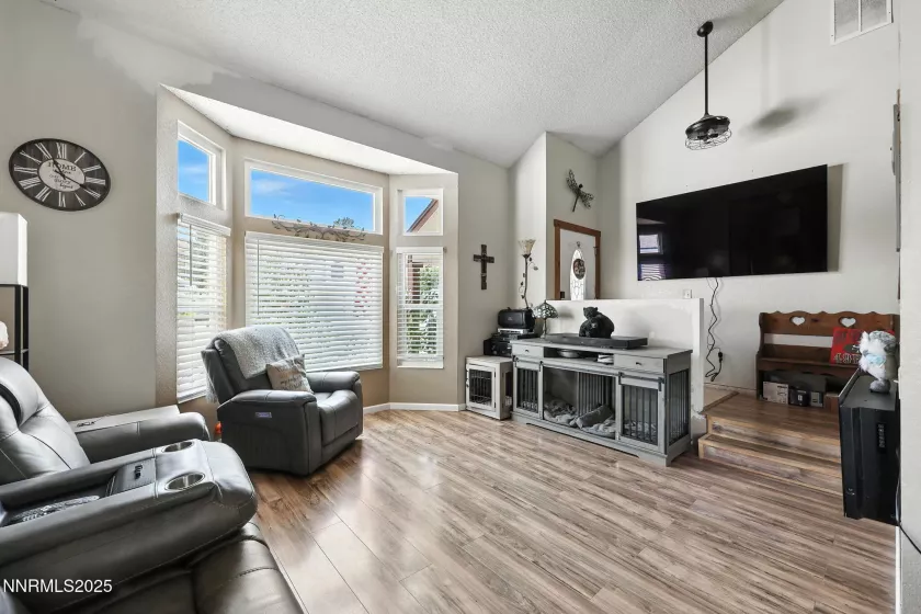 1475 Golddust, Sparks, Nevada 89436, 4 Bedrooms Bedrooms, ,3 BathroomsBathrooms,Residential,Residential,Golddust,250053239