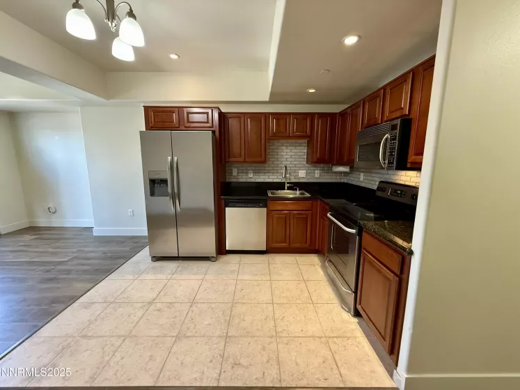 200 2nd, Reno, Nevada 89501, ,1 BathroomBathrooms,Residential,Residential,2nd,250053240
