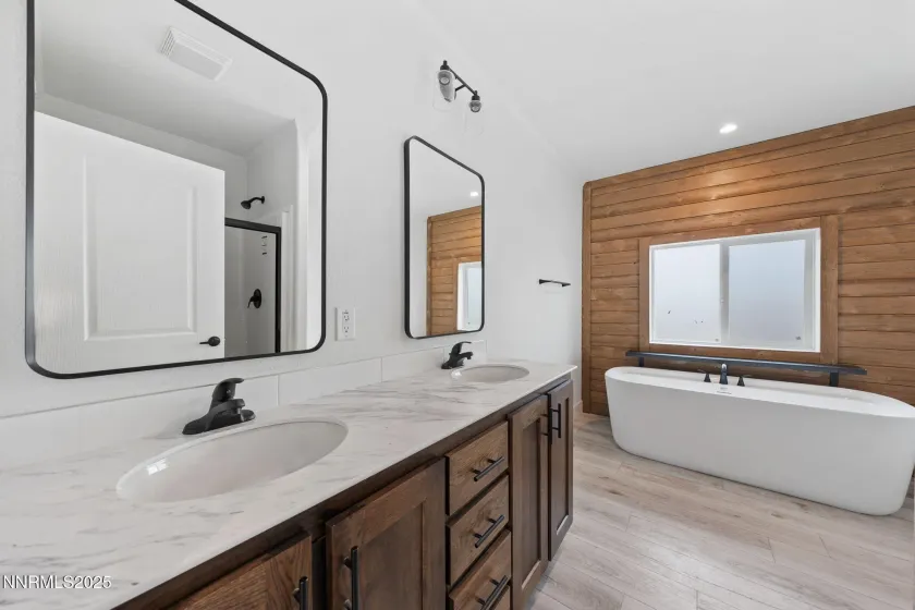 6225 Sand Creek, Winnemucca, Nevada 89445, 5 Bedrooms Bedrooms, ,2 BathroomsBathrooms,Residential,Residential,Sand Creek,250005370