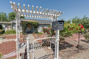 5385 Carol, Sun Valley, Nevada 89433, 1 Bedroom Bedrooms, ,1 BathroomBathrooms,Residential,Residential,Carol,250051476