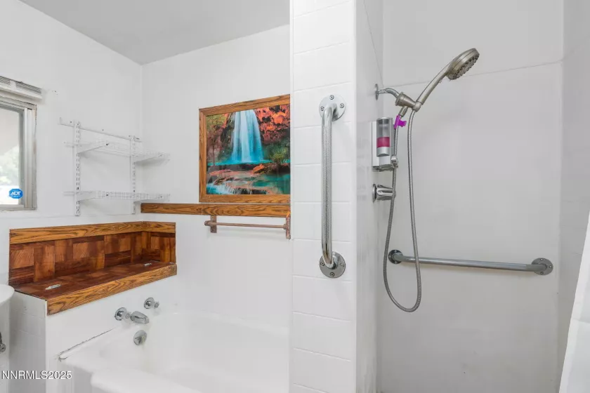 5385 Carol, Sun Valley, Nevada 89433, 1 Bedroom Bedrooms, ,1 BathroomBathrooms,Residential,Residential,Carol,250051476