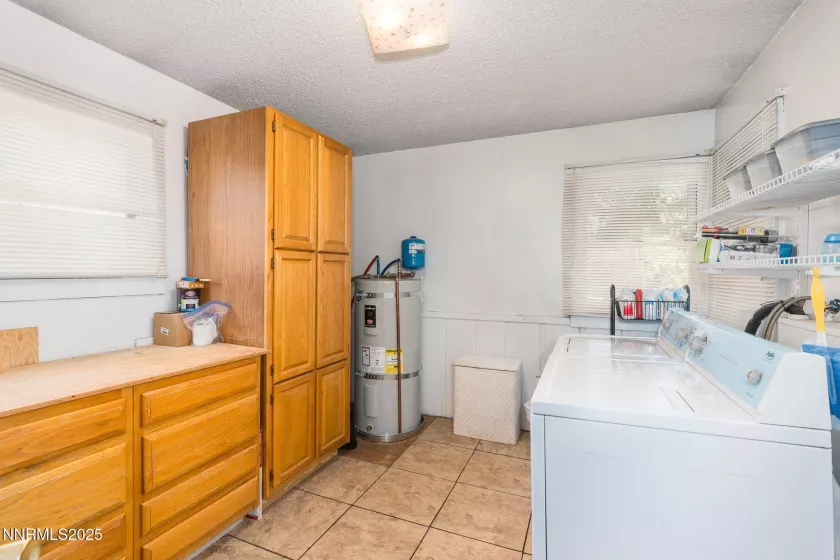 5385 Carol, Sun Valley, Nevada 89433, 1 Bedroom Bedrooms, ,1 BathroomBathrooms,Residential,Residential,Carol,250051476