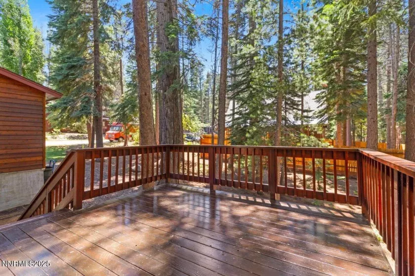1568 Chippewa, South Lake Tahoe, California 96150, 3 Bedrooms Bedrooms, ,3 BathroomsBathrooms,Residential,Residential,Chippewa,250053245