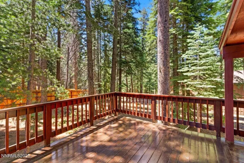1568 Chippewa, South Lake Tahoe, California 96150, 3 Bedrooms Bedrooms, ,3 BathroomsBathrooms,Residential,Residential,Chippewa,250053245