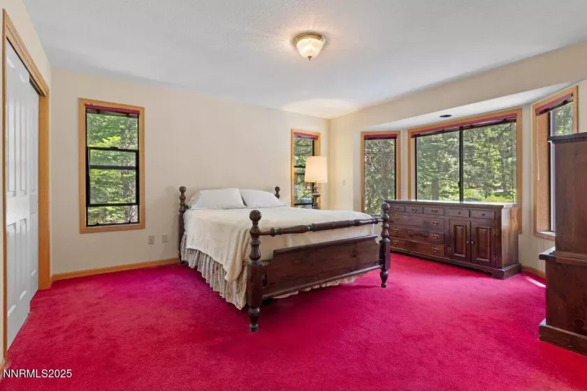 1568 Chippewa, South Lake Tahoe, California 96150, 3 Bedrooms Bedrooms, ,3 BathroomsBathrooms,Residential,Residential,Chippewa,250053245