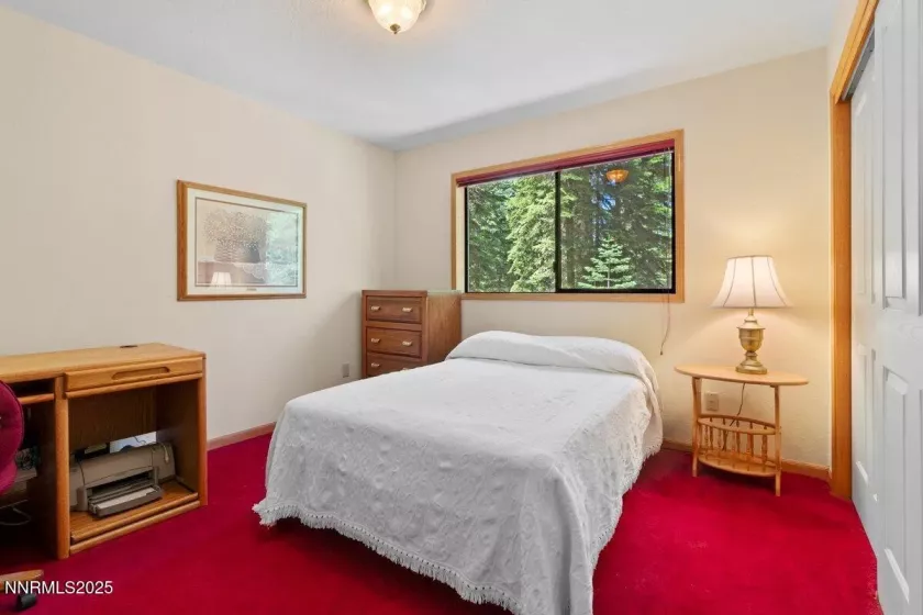 1568 Chippewa, South Lake Tahoe, California 96150, 3 Bedrooms Bedrooms, ,3 BathroomsBathrooms,Residential,Residential,Chippewa,250053245