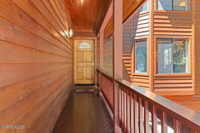 1568 Chippewa, South Lake Tahoe, California 96150, 3 Bedrooms Bedrooms, ,3 BathroomsBathrooms,Residential,Residential,Chippewa,250053245