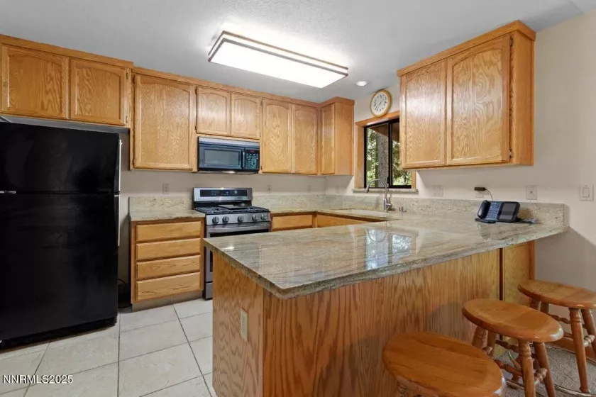 1568 Chippewa, South Lake Tahoe, California 96150, 3 Bedrooms Bedrooms, ,3 BathroomsBathrooms,Residential,Residential,Chippewa,250053245
