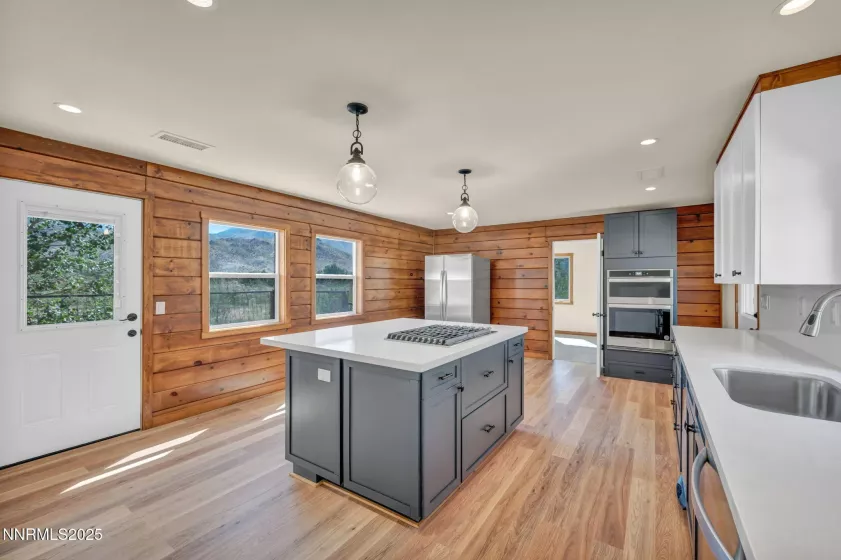 547 River, Coleville, California 96107, 3 Bedrooms Bedrooms, ,2 BathroomsBathrooms,Residential,Residential,River,250053249