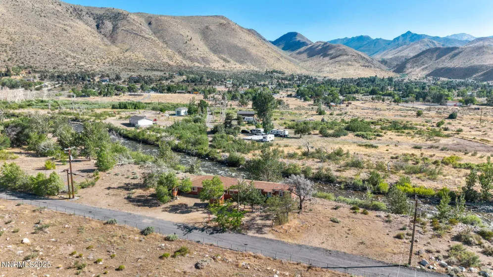 547 River, Coleville, California 96107, 3 Bedrooms Bedrooms, ,2 BathroomsBathrooms,Residential,Residential,River,250053249