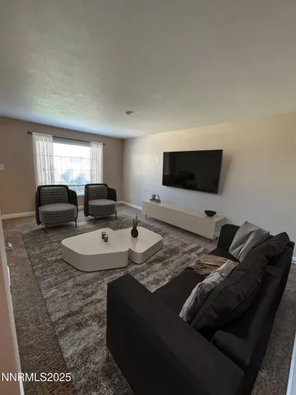 1675 Harvard, Reno, Nevada 89502, 3 Bedrooms Bedrooms, ,2 BathroomsBathrooms,Residential,Residential,Harvard,250053252