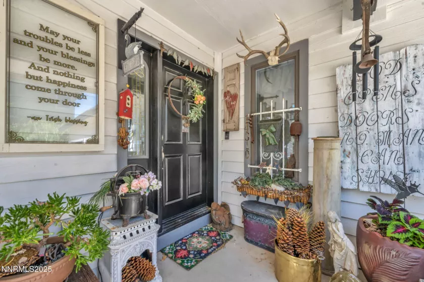 14310 Mt Snow, Reno, Nevada 89511, 4 Bedrooms Bedrooms, ,3 BathroomsBathrooms,Residential,Residential,Mt Snow,250053255