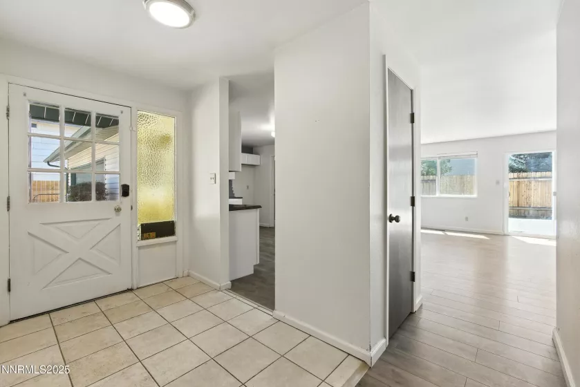 2154 La Hacienda, Sparks, Nevada 89434, 3 Bedrooms Bedrooms, ,2 BathroomsBathrooms,Residential,Residential,La Hacienda,250053259