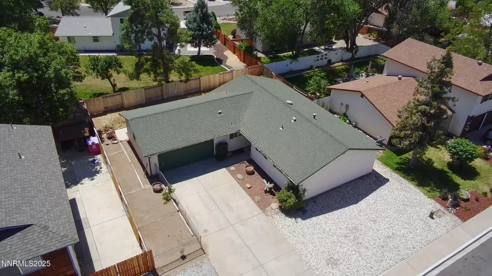 2154 La Hacienda, Sparks, Nevada 89434, 3 Bedrooms Bedrooms, ,2 BathroomsBathrooms,Residential,Residential,La Hacienda,250053259