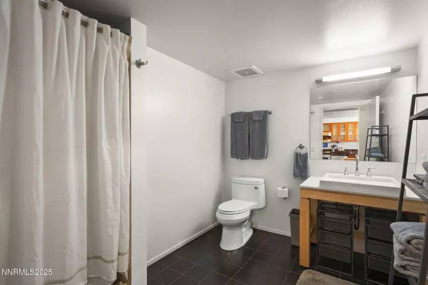 255 Sierra, Reno, Nevada 89501, ,1 BathroomBathrooms,Residential,Residential,Sierra,250053263