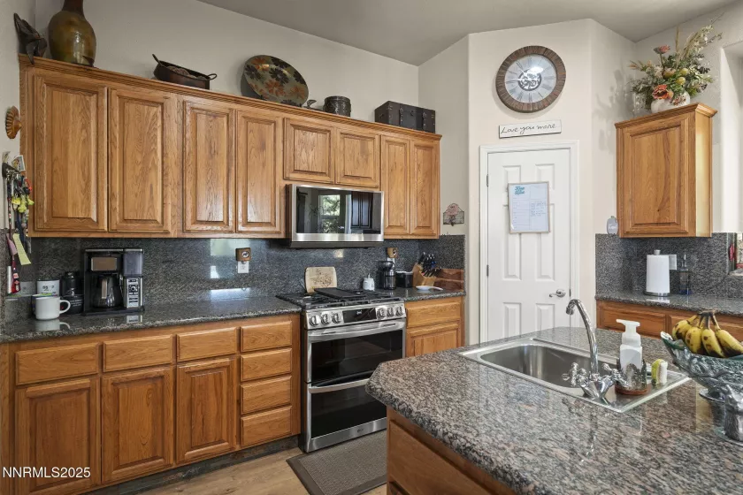 1322 Fuggles, Spanish Springs, Nevada 89441, 4 Bedrooms Bedrooms, ,3 BathroomsBathrooms,Residential,Residential,Fuggles,250053266