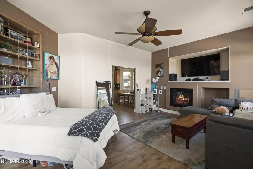 1322 Fuggles, Spanish Springs, Nevada 89441, 4 Bedrooms Bedrooms, ,3 BathroomsBathrooms,Residential,Residential,Fuggles,250053266