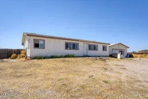 1480 Michelle, Fallon, Nevada 89406, 3 Bedrooms Bedrooms, ,2 BathroomsBathrooms,Residential,Residential,Michelle,250053289