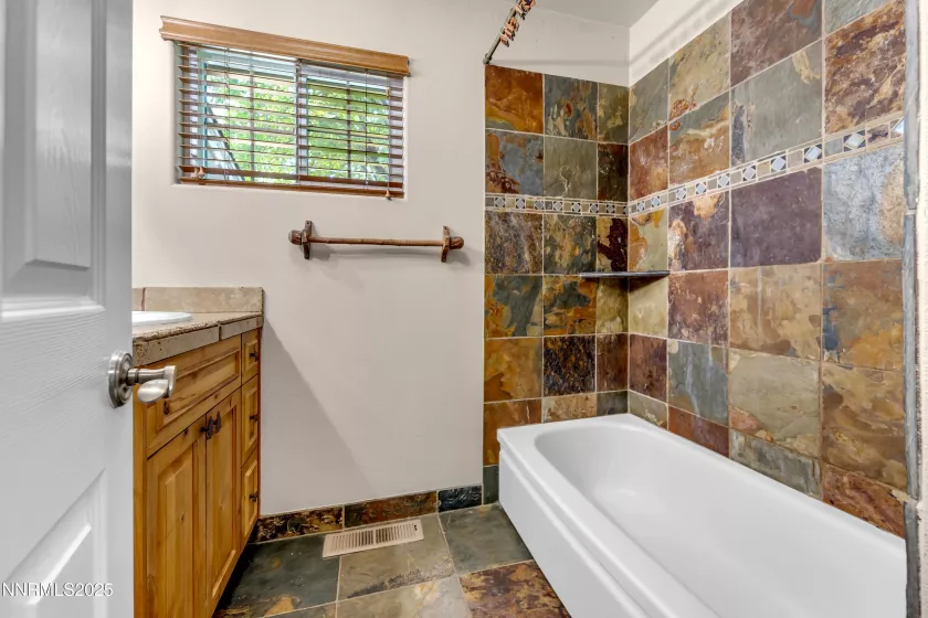 750 Zolezzi, Reno, Nevada 89511, 5 Bedrooms Bedrooms, ,4 BathroomsBathrooms,Residential,Residential,Zolezzi,250053292