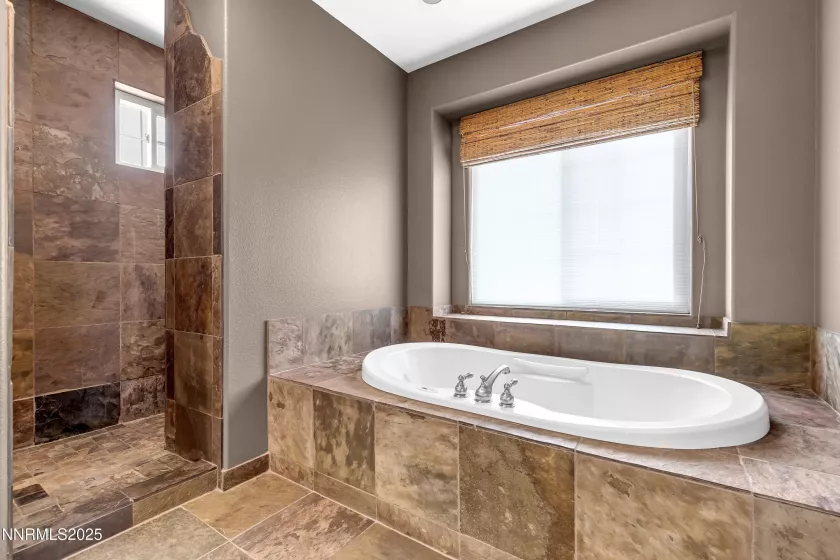 750 Zolezzi, Reno, Nevada 89511, 5 Bedrooms Bedrooms, ,4 BathroomsBathrooms,Residential,Residential,Zolezzi,250053292